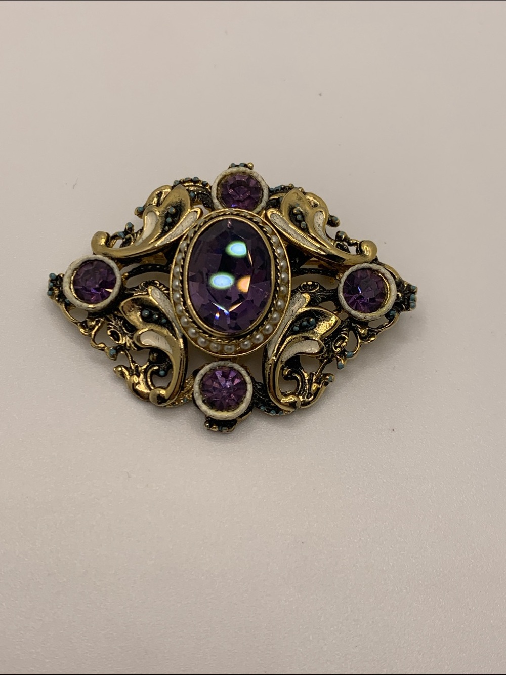 Victorian Revival Brooch And Lizabeth Reimer Arcansas